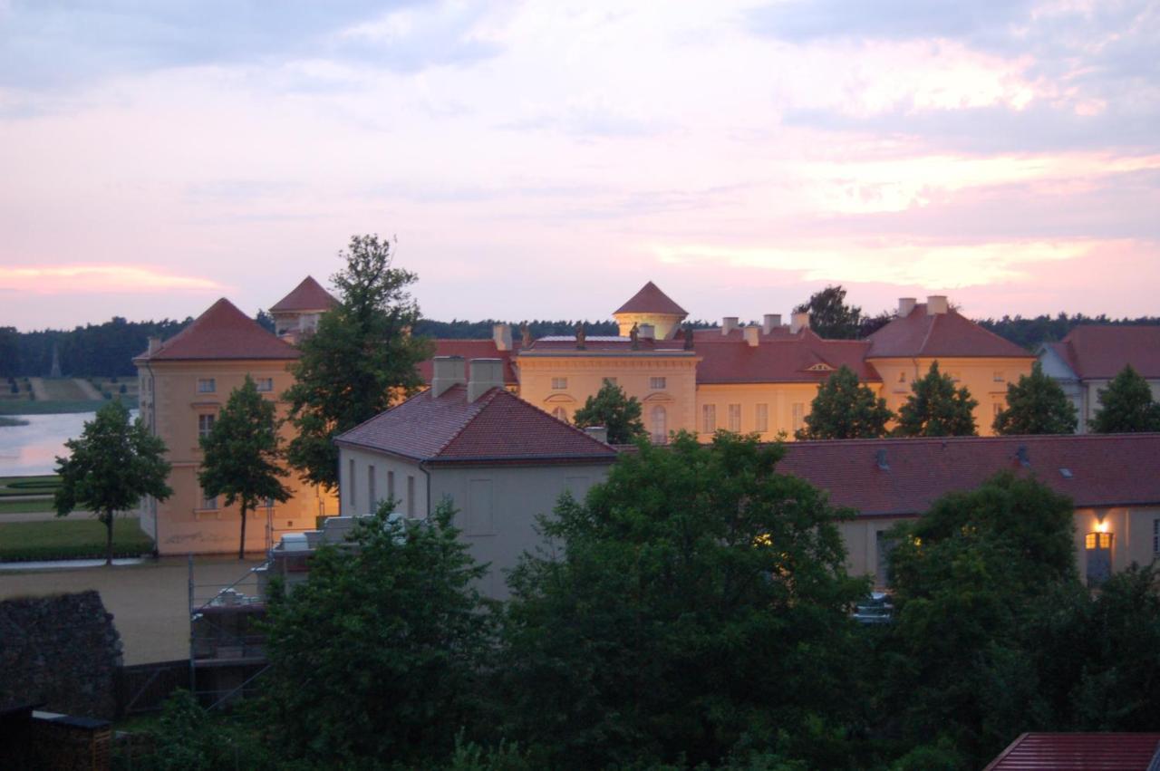 Schloss-Und Seeblick Apartment ラインスベルク エクステリア 写真